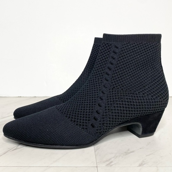 Eileen Fisher Purl Black Knit Stretch Bootie 7 1/2 - Picture 1 of 13